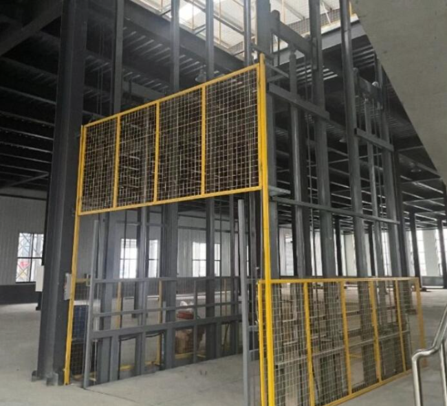 长岭请详细介绍一下货梯安装在室外的维护方法